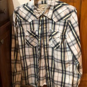 Men’s hollister pearl snap